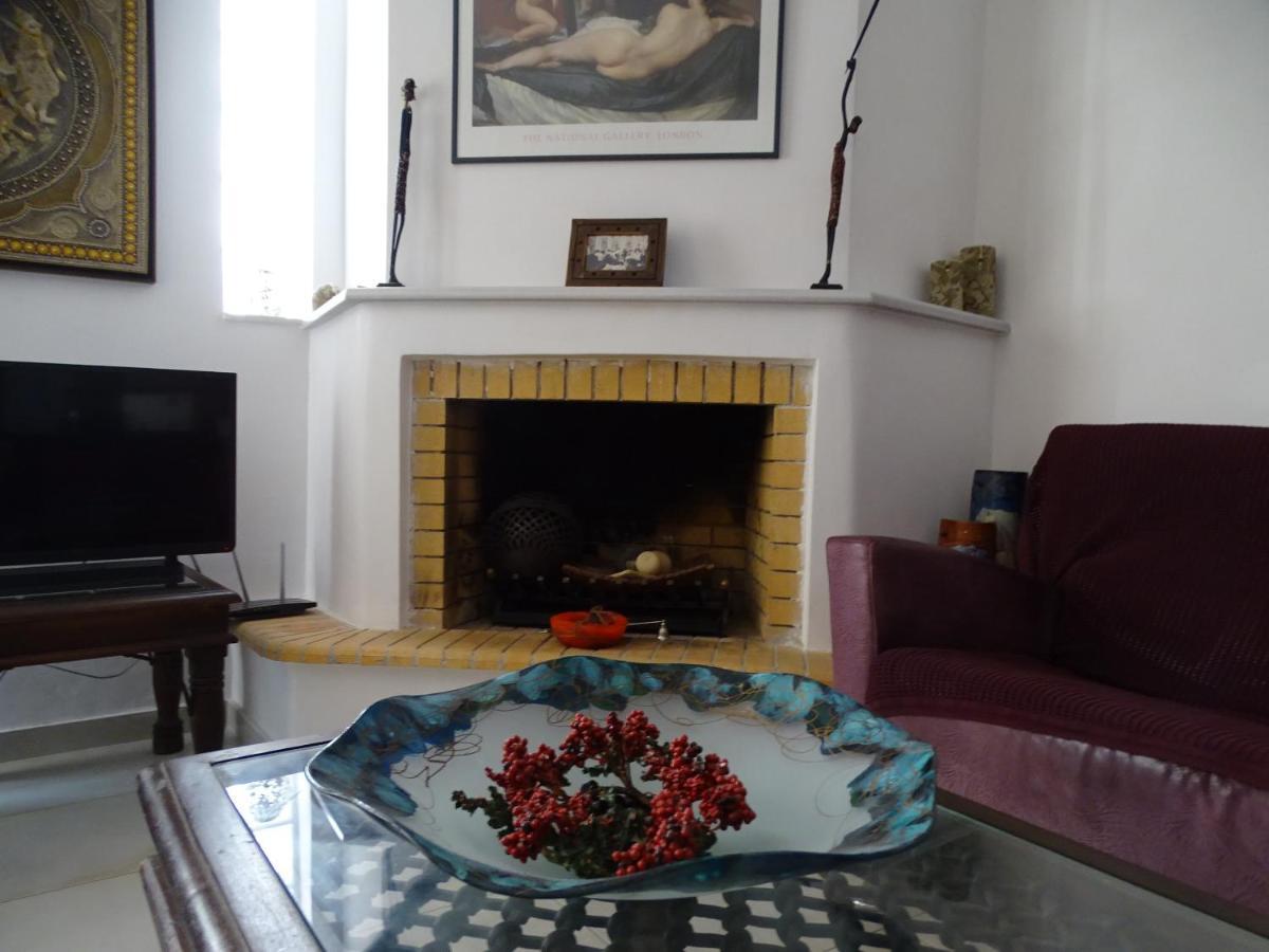 Dreamy Studio With Private Garden Athen Eksteriør bilde